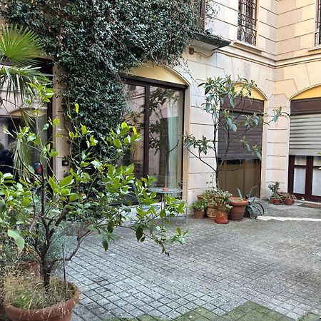 Apartmán Luxury Loft Near Duomo And Garage Milán Exteriér fotografie